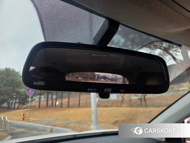 Kia Stonic 2019 Белый из Кореи, фото 2