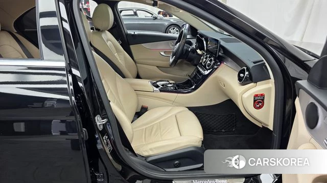 Mercedes-Benz C-Class W205 2020 Черный из Кореи, фото 2