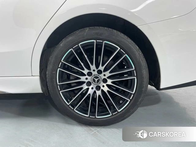 Mercedes-Benz Class C id 4217404 из Китая 2