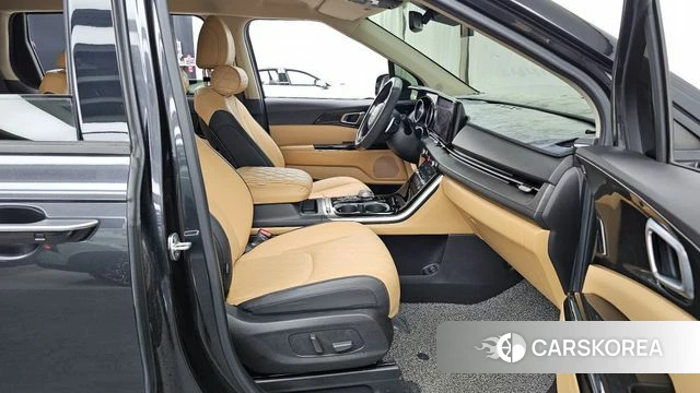 Kia Carnival 4th generation 2021 Черный из Кореи, фото 2