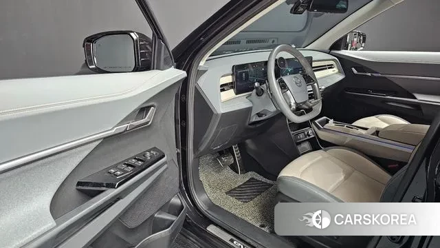 Ssangyong Torres EVX 2024 Черный из Кореи, фото 2