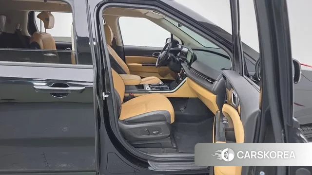 Kia Carnival 4th generation 2023 Черный из Кореи, фото 2