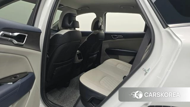Kia Sportage 5th Generation 2022 Белый из Кореи, фото 2