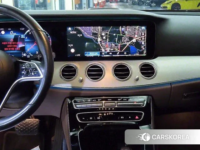 Mercedes-Benz E-Class W213 2020 Белый из Кореи, фото 2