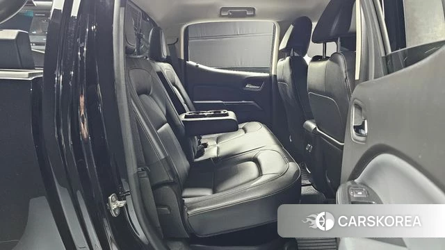 Chevrolet (GM Daewoo) Real New Colorado 2021 Черный из Кореи, фото 2