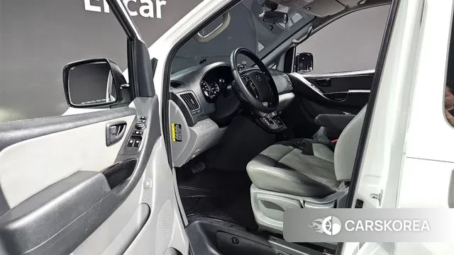 Hyundai The New Grand Starex 2019 Белый из Кореи, фото 2