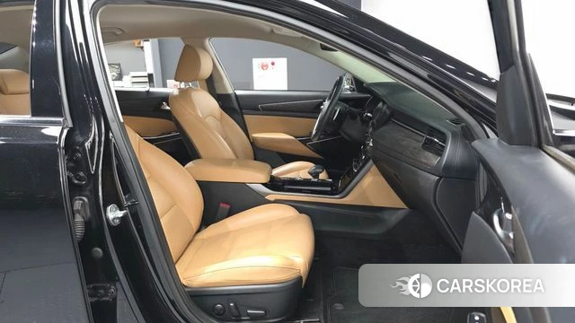 Kia K7 Premier 2019 Черный из Кореи, фото 2
