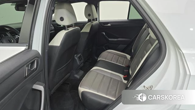 Volkswagen T-Roc 2021 Белый из Кореи, фото 2