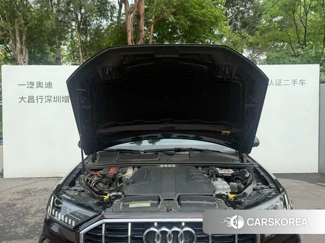Audi Q7 2021 Коричневый из Китая, фото 2