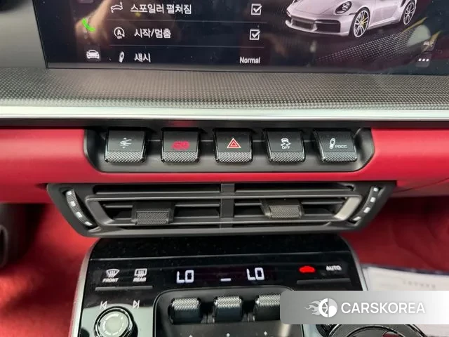 Porsche 911(992) 2023 Белый из Кореи, фото 2