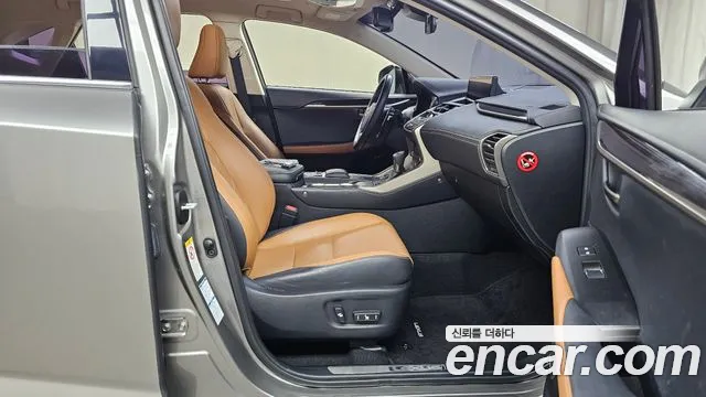 Lexus NX300h 2019 Серый из Кореи, фото 2