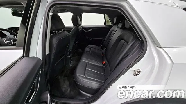 Audi Q2 2023 Белый из Кореи, фото 2