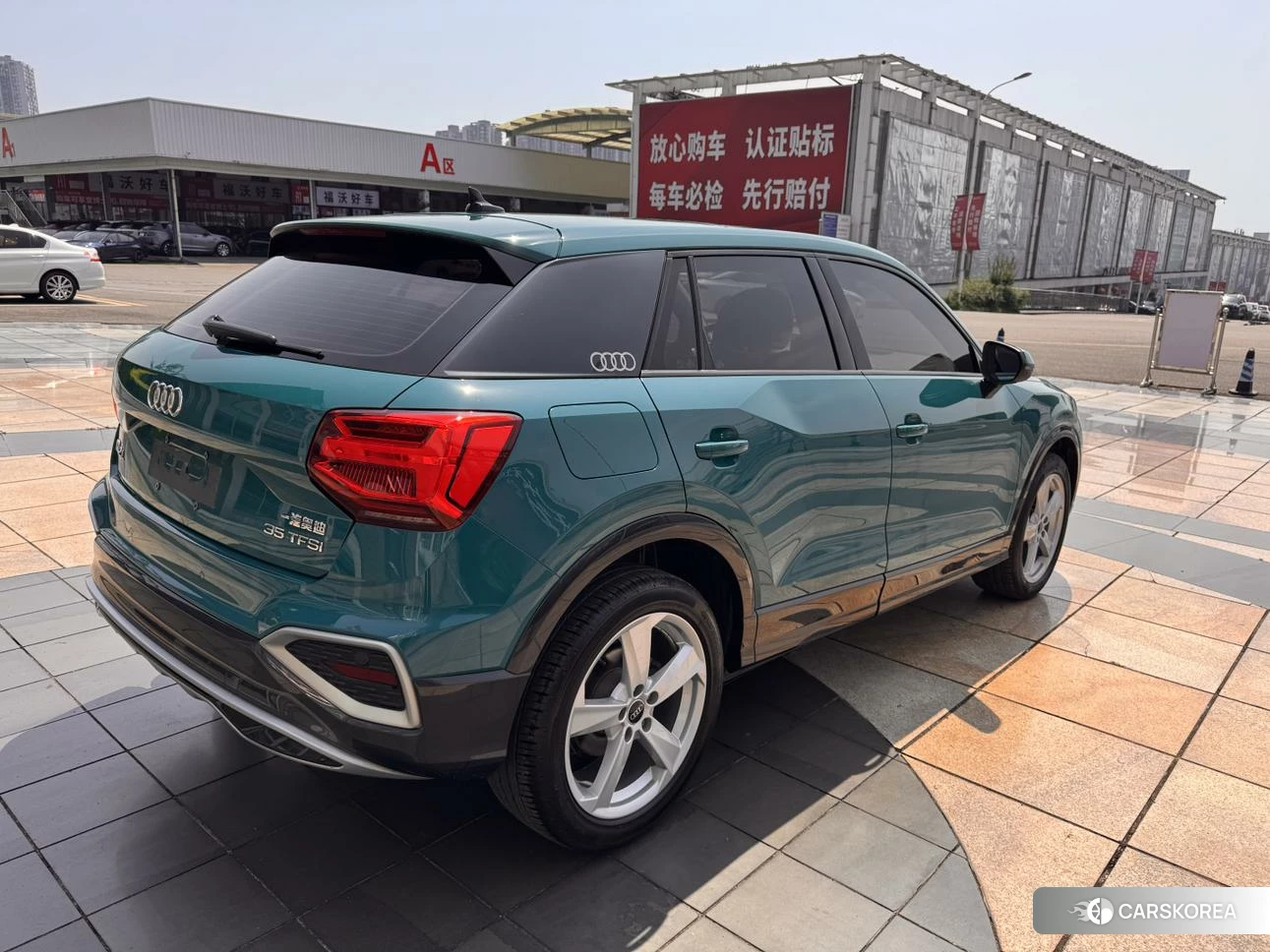 Audi Q2L 2021 Зеленый из Китая, фото 2