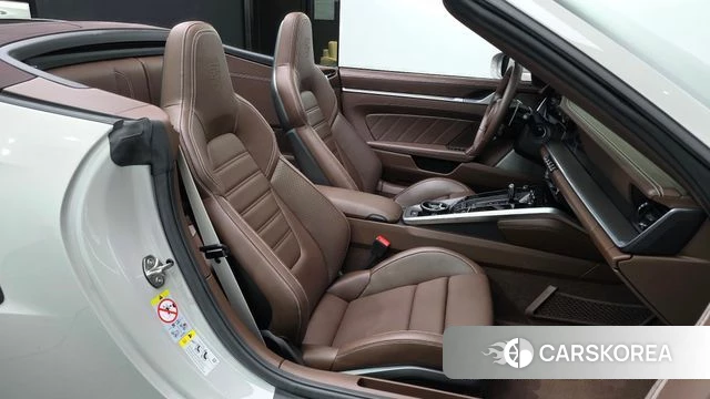 Porsche 911(992) 2024 Серый из Кореи, фото 2