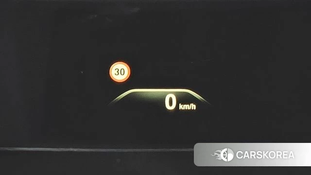 BMW 5 Series (G30) 2018 Белый из Кореи, фото 2