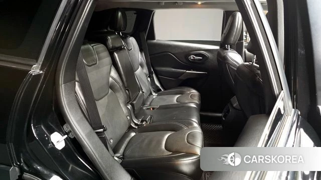 Jeep Cherokee (KL) 2021 Черный из Кореи, фото 2