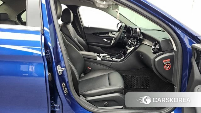 Mercedes-Benz C-Class W205 2019 Синий из Кореи, фото 2