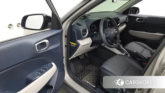 Hyundai Venue 2019 Серый из Кореи, фото 2