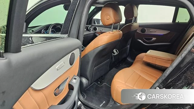 Mercedes-Benz GLC-Class X253 2021 Черный из Кореи, фото 2