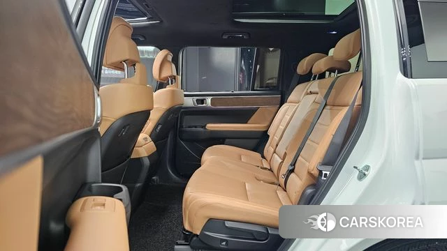 Hyundai Santa Fe (MX5) 2024 Белый из Кореи, фото 2