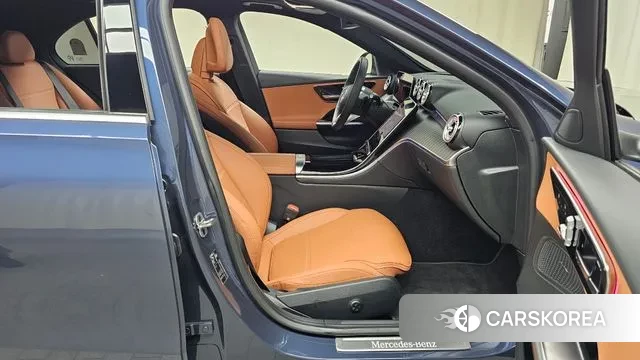 Mercedes-Benz C-Class W206 2025 Синий из Кореи, фото 2