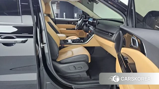 Kia Carnival 4th generation 2021 Черный из Кореи, фото 2