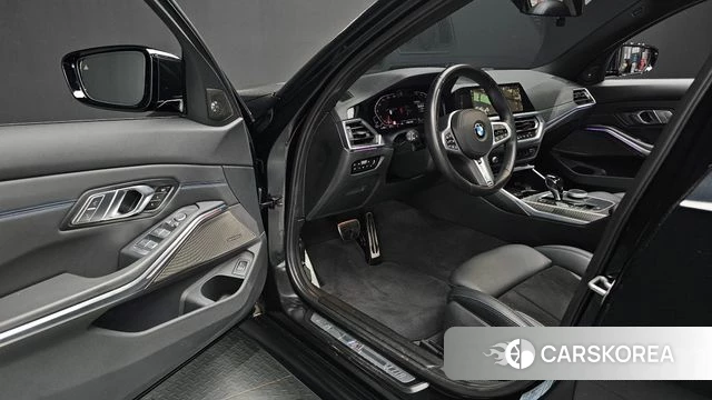 BMW 3 Series (G20) 2021 Черный из Кореи, фото 2