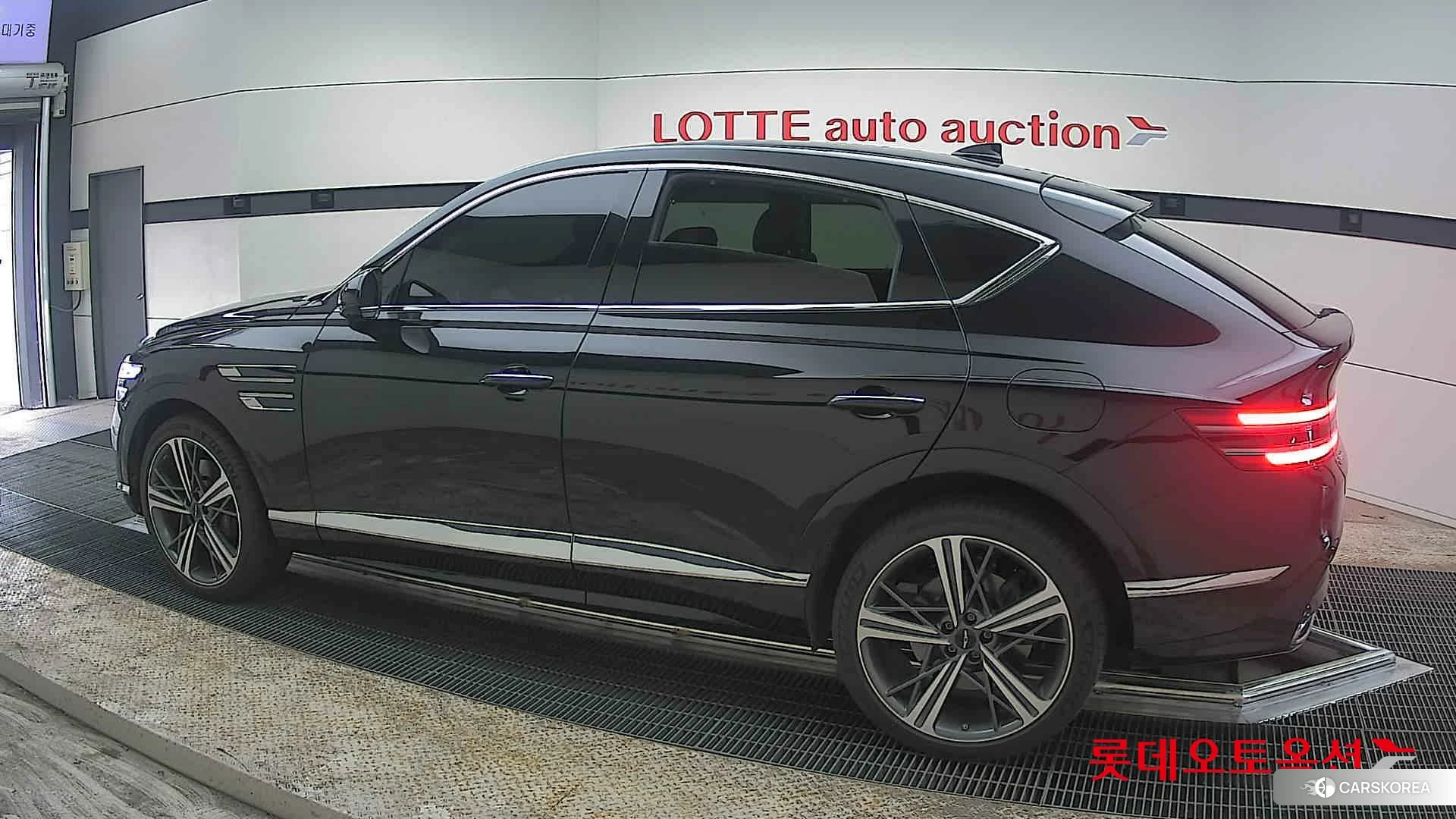 Hyundai GV80 Coupe (GV80 Coupe) 2024 Черный из Кореи, фото 2