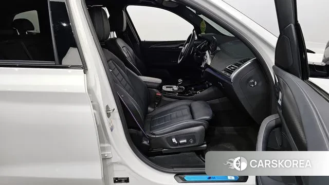 BMW X3 (G01) 2021 Белый из Кореи, фото 2