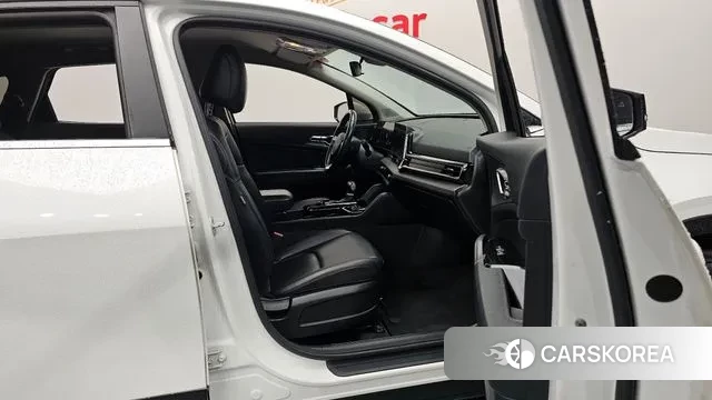 Kia Sportage 5th Generation 2022 Белый из Кореи, фото 2