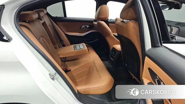 BMW 3 Series (G20) 2022 Белый из Кореи, фото 2