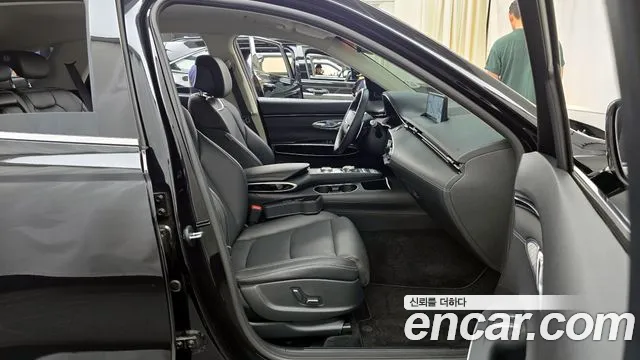 Genesis GV70 2022 Черный из Кореи, фото 2