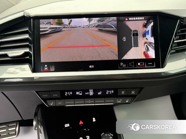 Audi Q5 e-tron 2022 Черный из Китая, фото 2