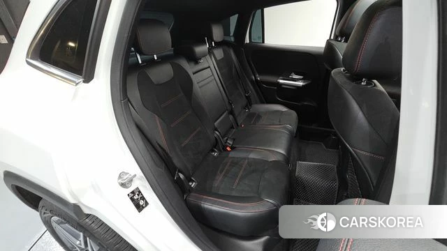 Mercedes-Benz GLA - Class H247 2022 Белый из Кореи, фото 2