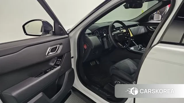 Land Rover Range Rover Velar 2024 Белый из Кореи, фото 2