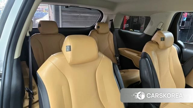 Kia Carnival 4th generation 2022 Белый из Кореи, фото 2