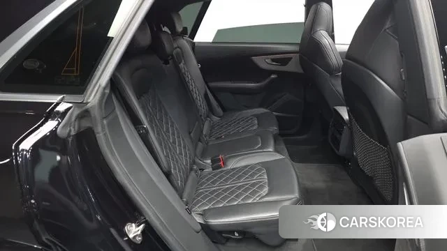 Audi Q8 (4M) 2020 Черный из Кореи, фото 2