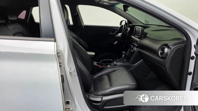 Hyundai Kona 2018 Белый из Кореи, фото 2