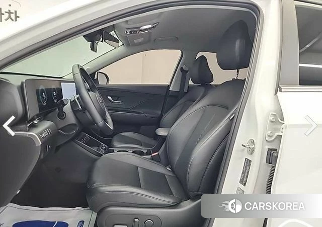 Hyundai Kona (SX2) 2024 Белый из Кореи, фото 2