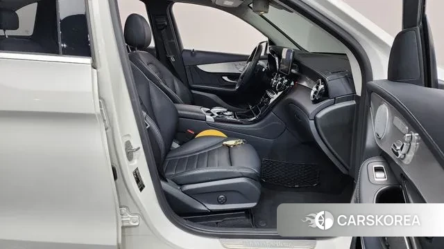 Mercedes-Benz GLC-Class X253 2018 Белый из Кореи, фото 2