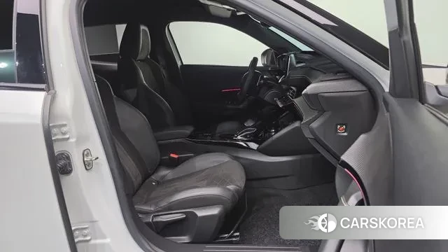 Peugeot 2008 Second generation 2021 Белый из Кореи, фото 2