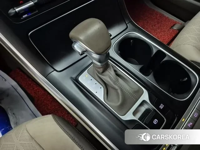 Kia Carnival 4th generation 2022 Белый из Кореи, фото 2