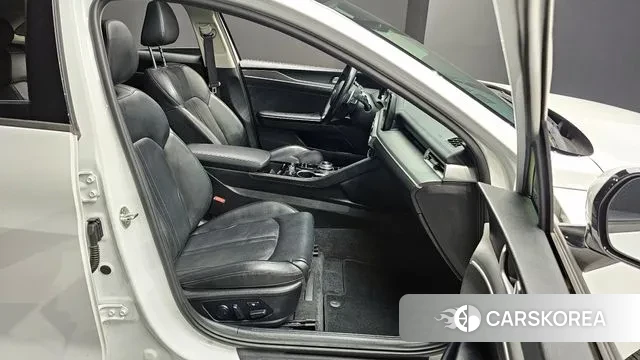 Kia K5 3rd generation 2020 Белый из Кореи, фото 2