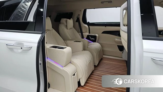 Kia The New Carnival 4th Generation 2025 Белый из Кореи, фото 2