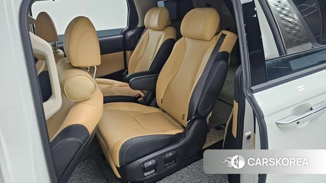 Kia Carnival 4th generation 2023 Белый из Кореи, фото 2
