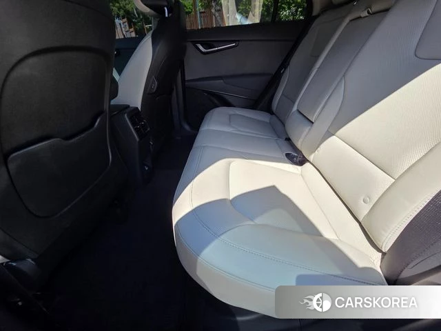 Kia Di Ol Nu Niro 2022 Светло-зеленый из Кореи, фото 2