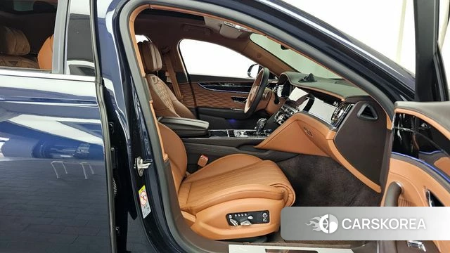 Bentley Flying Spur 3rd Generation 2021 Синий из Кореи, фото 2