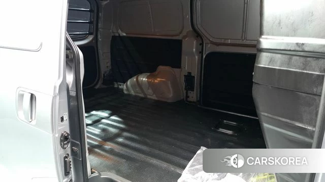 Hyundai The New Grand Starex 2019 Серебристо-серый из Кореи, фото 2