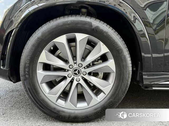 Mercedes-Benz GLE (import) 2022 Черный из Китая, фото 2