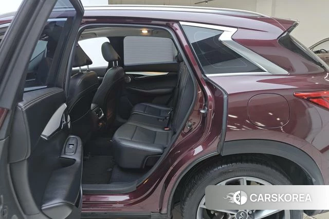 Infiniti QX50 2021 Красный из Китая, фото 2
